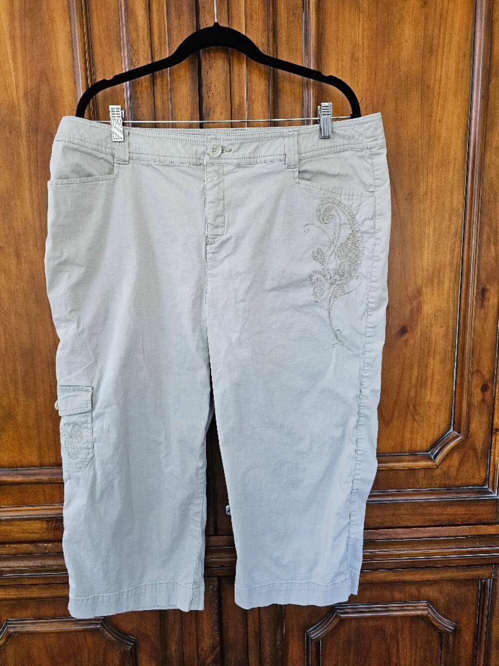 Tan cotton Capri